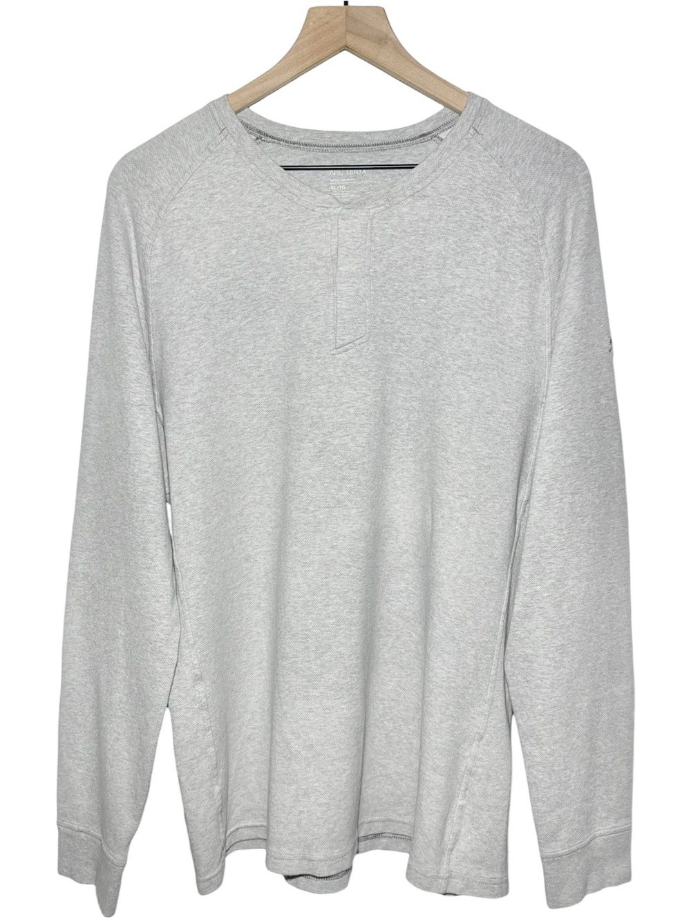 Arc’teryx Sirrus Long Sleeve Henley in Delos Grey Heather